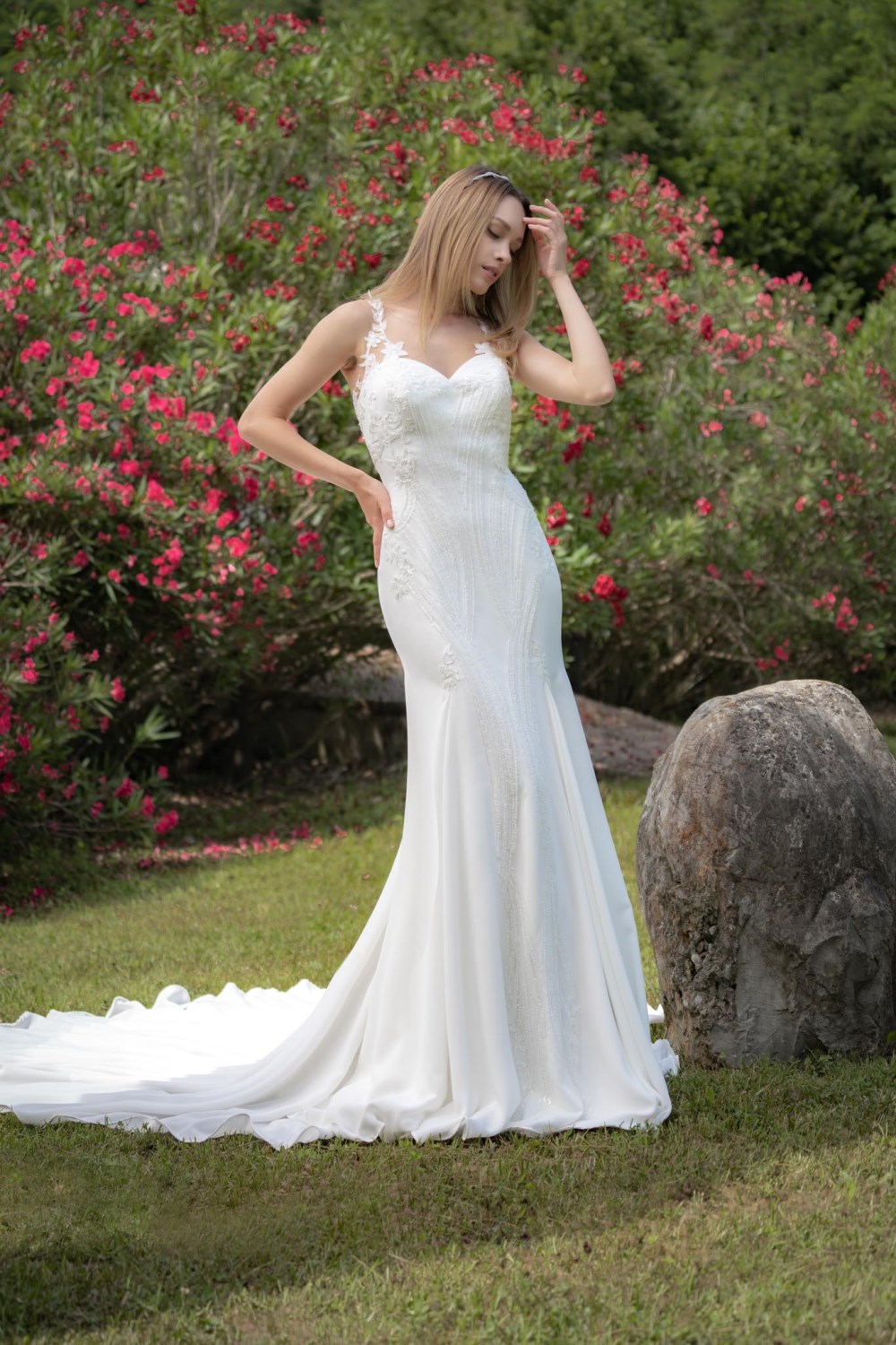 Abito da sposa Magnani Bridal Couture: Magnani Bridal couture  BC 232 - Magnani Bridal couture  BC 232 
